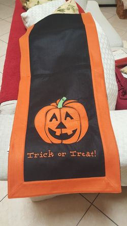 Halloween pumpkin table Runner