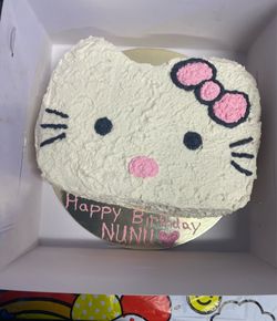 Custom Cakes/Cheesecakes/Cookies/Treats/Etc.