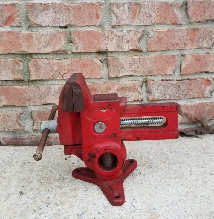 Vintage Will-Burt 5" Swivel/Rotating Versa Vise