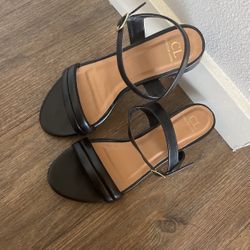 Carlton London Women Black Heels Size-5.5