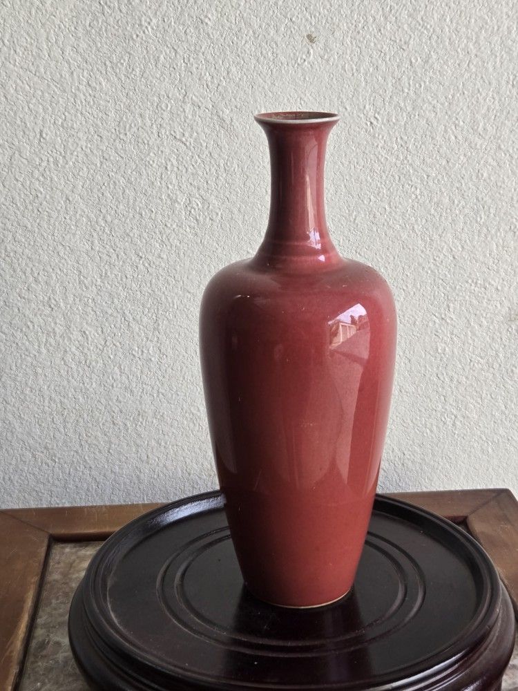 Chinese Red Porcelain Vase