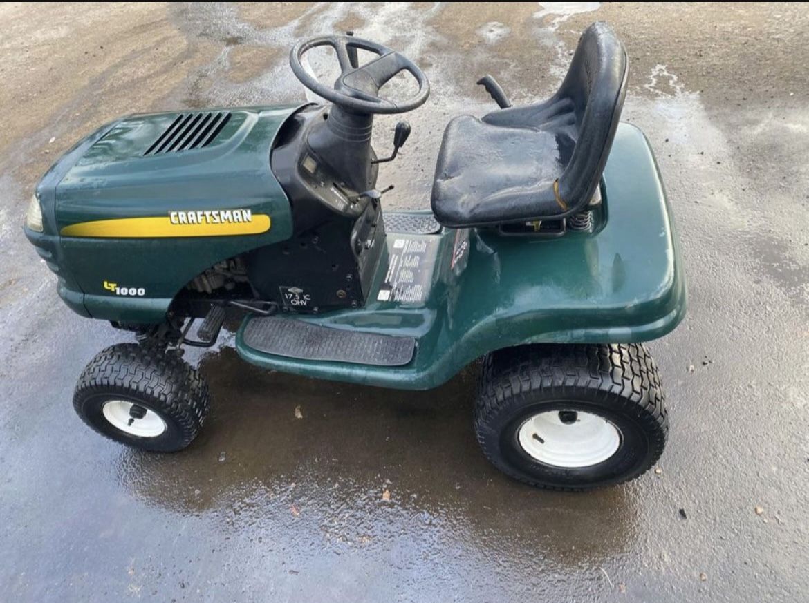 Lt 1000 Runs Wit Turn Key Craftsman