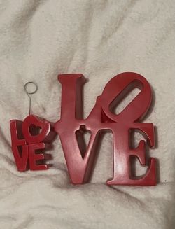 Love display plus a photo holder resin