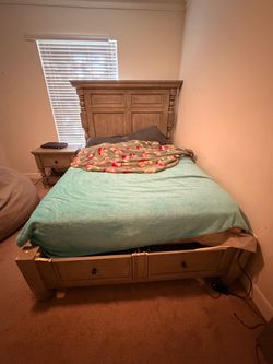 Wood Queen Bed Frame with Storage Drawers