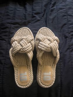 DL Sandals