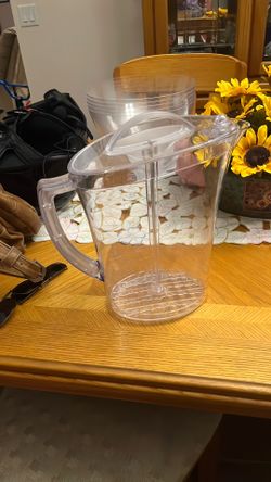 Pampered Chef pitcher