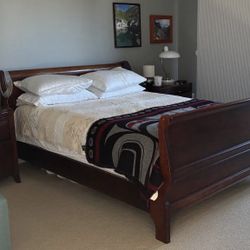 Queen Sleigh Bed Headboard And Footboard 