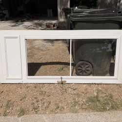 Storm Door With Hardware 