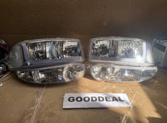 #12 Fit 02-06 GMC Sierra/Yukon/Denali Chrome Clear LED DRL Strip Headlight 