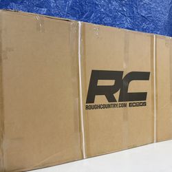 Rough Country Hard Flip Up Bed Cover for 20-25 Chevy/GMC 2500HD | 6'9 - (contact info removed)1