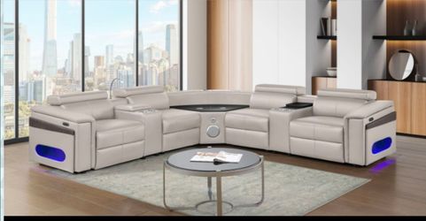 7 PC SECTIONAL NEW IN BOX