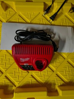Milwaukee m12 charger