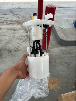 2010-14 ford expedition fuel pump Lincoln Navigator L, V8, 5.4L