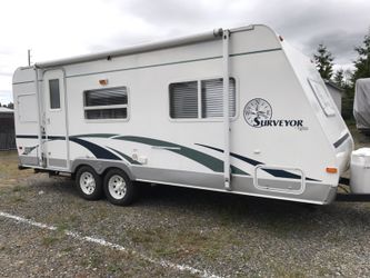 2003 surveyor 22' Travel Trailer