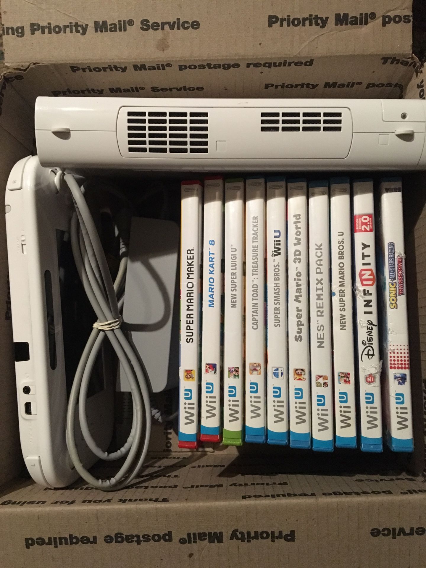 White WiiU System and Game Bundle