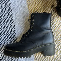 Doc Martens Shriver Hi Black Size 8 Women 