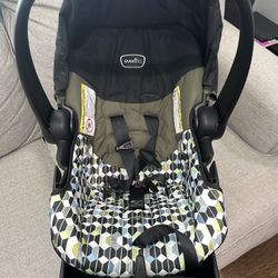 Evenflo Baby Car Seat 