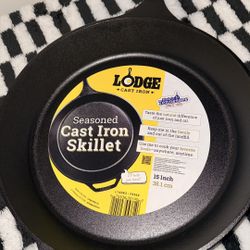 Lodge 15 Inch Cast Iron Skillet (unused)