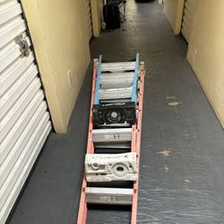 Set of 3 Fiberglass A frame ladders