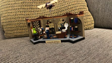 LEGO Leonardo da Vinci Set Built