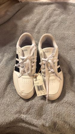 Adidas size 8.5 $30 new