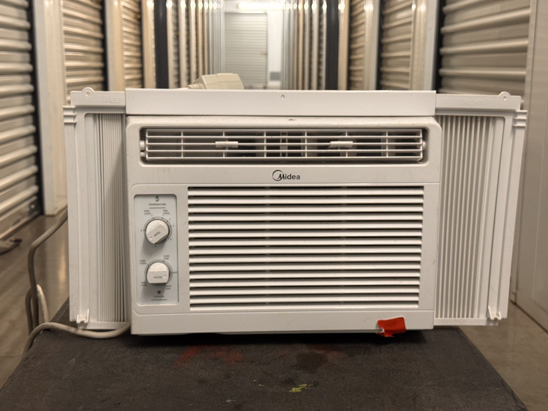 Window Air Conditioner