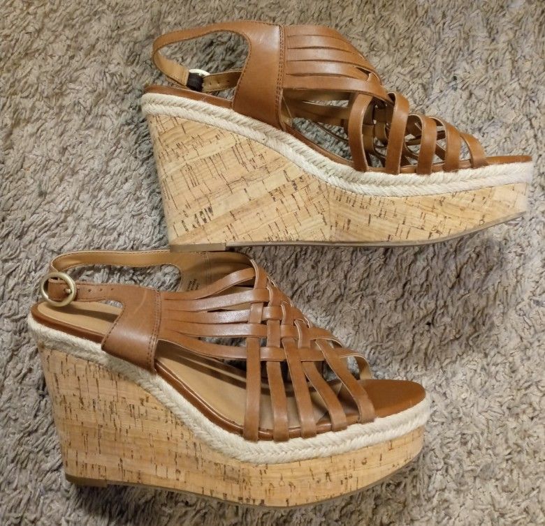 Franco Car to Women Wedge Heels