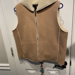 Ladies Size Medium Ralph Lauren Brown Fleece Vest with Hood