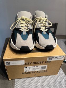 Yeezy 700 Wave Runners 10.5 Men