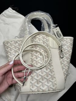 Goyard Belharra Pm Bag Sand for Sale in Los Angeles, CA