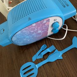 Easy Bake Oven With Tools 