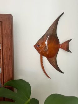Vintage wall fish flare