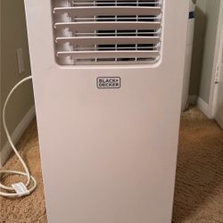 BLACK+DECKER portable air conditioner