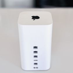 Apple AirPort Extreme Wifi Router 