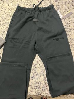 Men’s essential sweatpants size 2 XL
