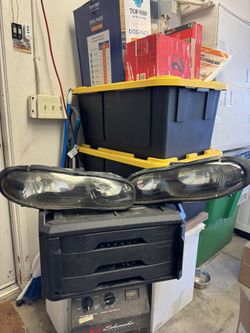 98-02 Camaro Headlights 