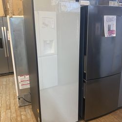Samsung 23inch Freezer or Refrigerator (it can be switch) in White