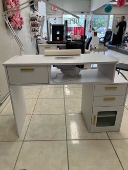 Mesa de uñas