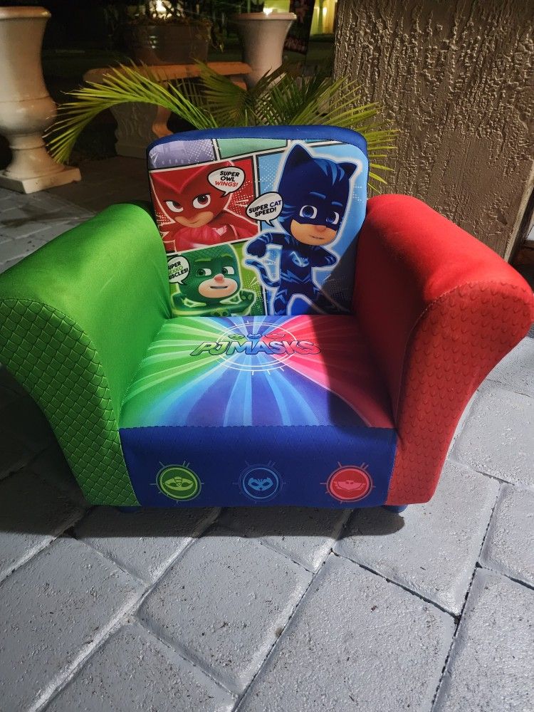 Delta Children Colorful Kids Upholstered Chair, Pj Masks