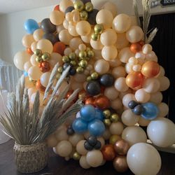 Party Balloons Set Up