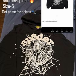 Spider Hoodie Size Small