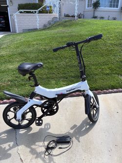 Jupiter Bike Discovery X5 Folding Electric Bike – Needs Inner Tube / Flat Tire