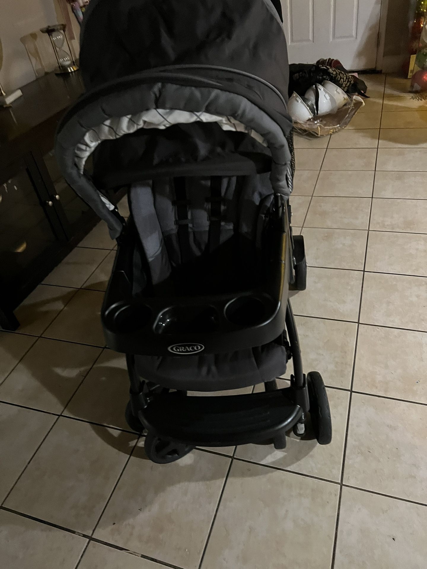 Stroller  Sent New  Use Two Time