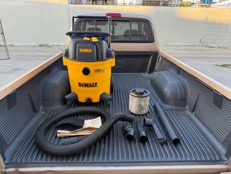 DEWALT Stealthsonic Quiet 16-Gallon 6.5 HP Corded Wet/Dry Shop Vacuum Cart with Accessories