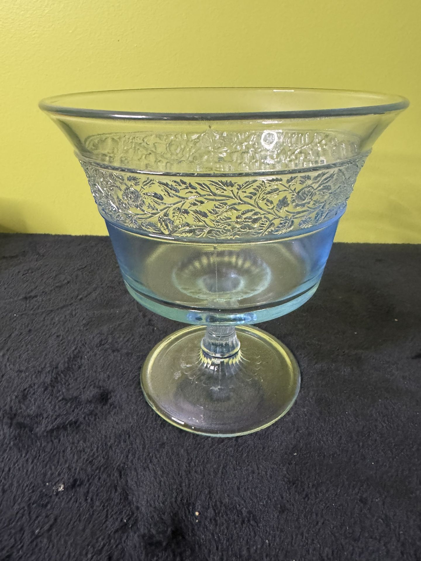 Fenton Flower Band Forget Me Not comport