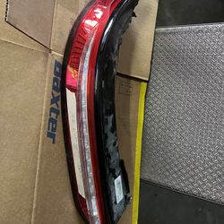2020 Lincoln Corsair Tail Light Oem