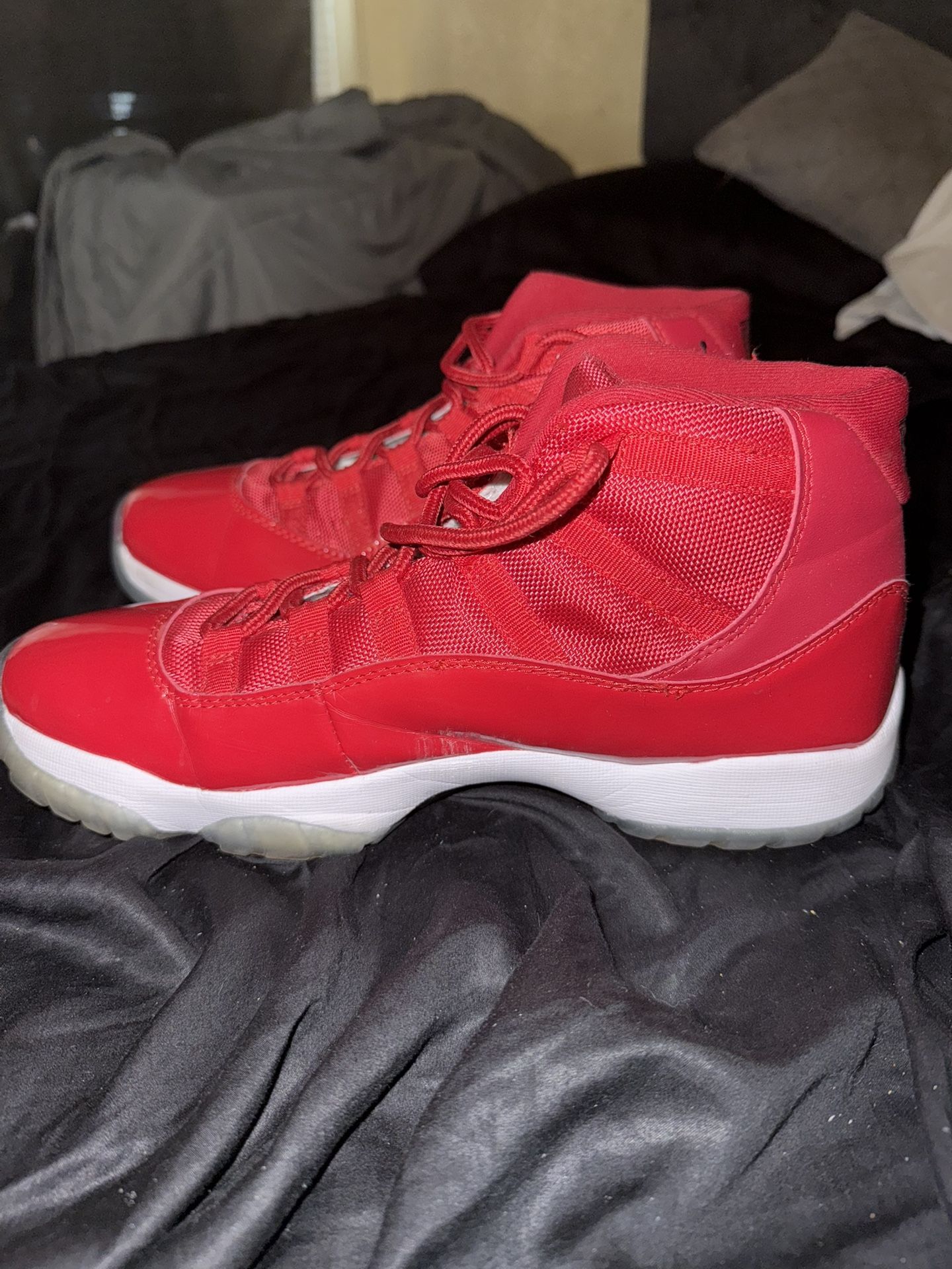 Jordan 11 ‘Win Like 96’ Size 10M