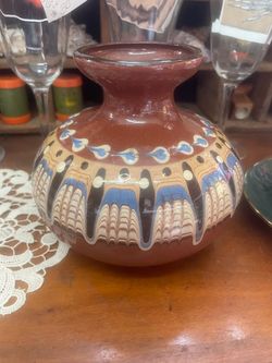 Vintage pottery flower vase6"