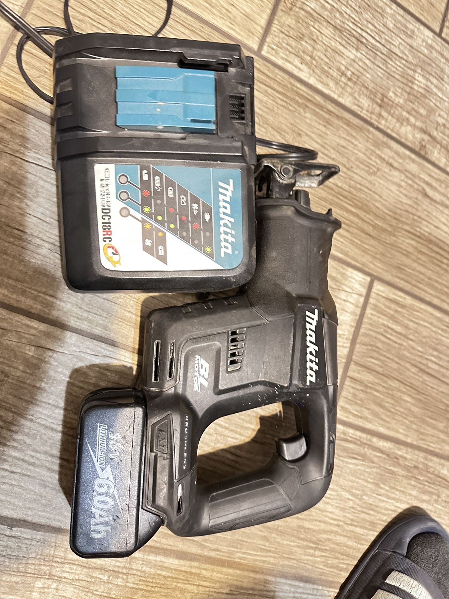 Makita SAWZALL