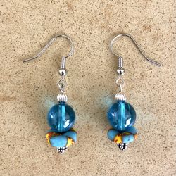 🦋 Beautiful, turquoise yellow and red African glass beaded earrings